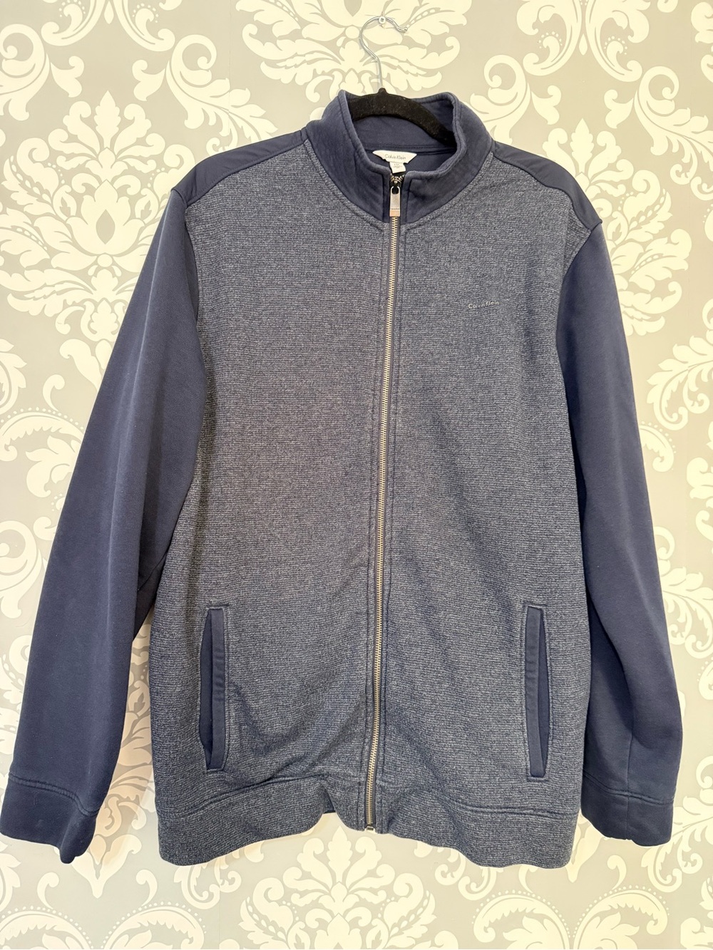 💫4/$25 • Calvin Klein Two-Tone Navy Zip-Up Sweater Jacket